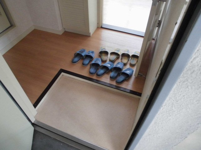 サンパレス２１豊中Ⅴの玄関