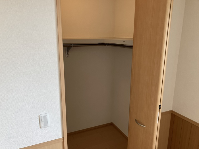 アムールの収納|ウォークインクローゼット