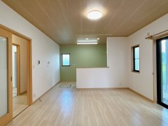 東伯郡湯梨浜町水下中古戸建の居間・リビング
