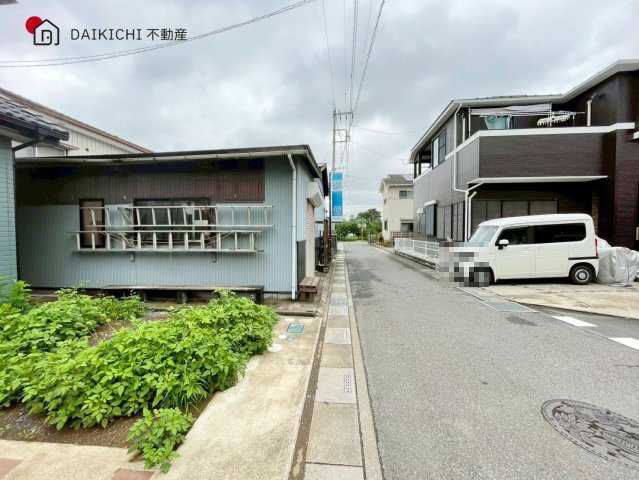 【前面道路含む現地写真】 | 桶川市大字上日出谷　中古戸建