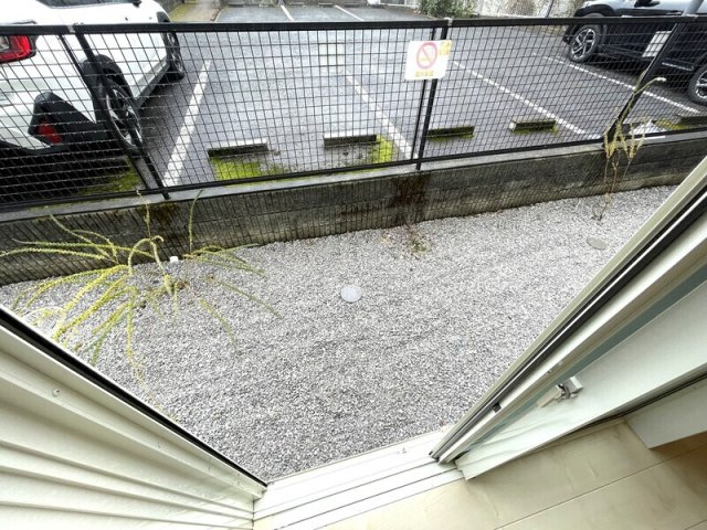 アザーレ・ターコイズよみうりランド前の庭