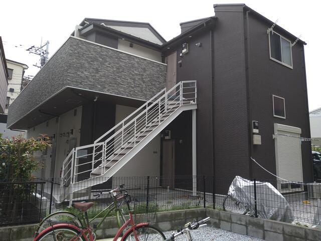 アザーレ・ターコイズよみうりランド前のエントランス