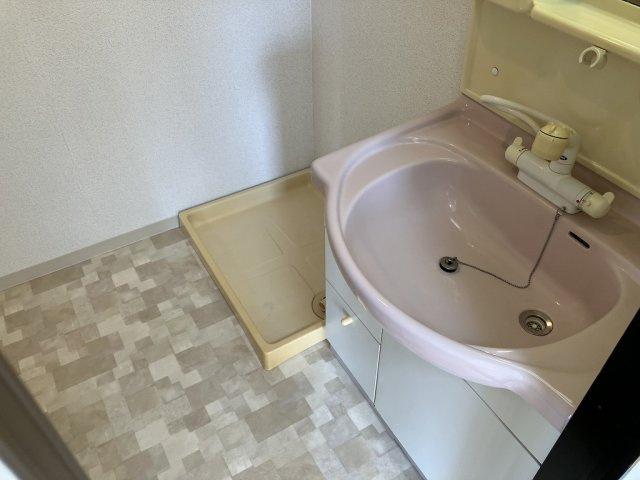 サンライフ桜塚の洗面所