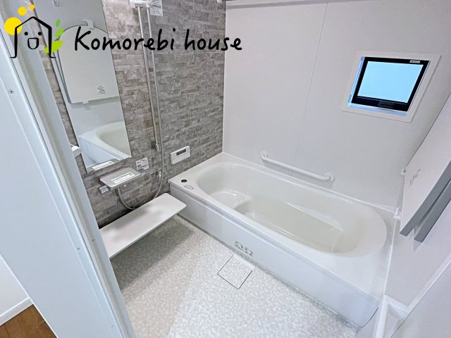 大宮南中野　新築一戸建て　ルシェール　Dの浴室|26.8.28　撮影済み