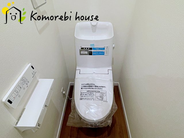 大宮南中野　新築一戸建て　ルシェール　Dのトイレ|26.8.28　撮影済み