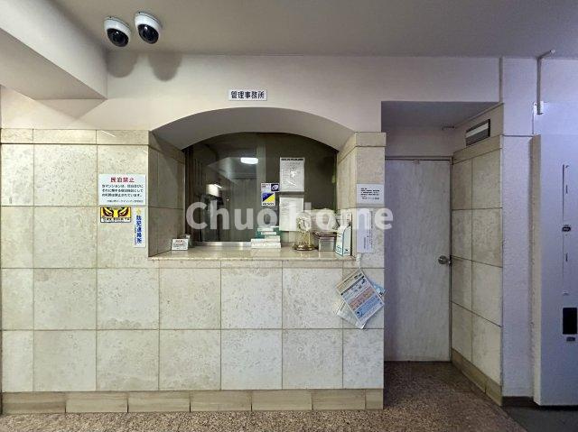 中銀上野パークマンシオンの現況写真|受付（管理人室）