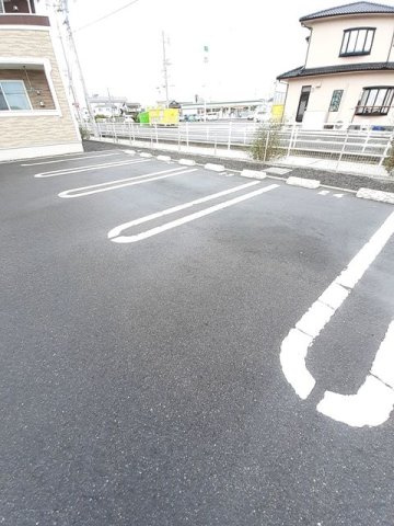ノーベル　Ｃ棟の駐車場