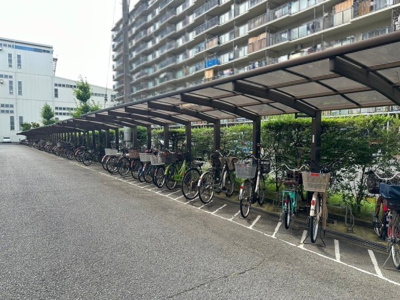 【駐輪場】 | 岸和田コーポラス２番館 | 【即日見学予約可能】ネット予約も受け付けております！直前でネット予約締切に間に合わない場合は、お気軽にお電話ください♪
