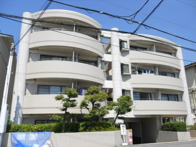 シャトー柴原の外観