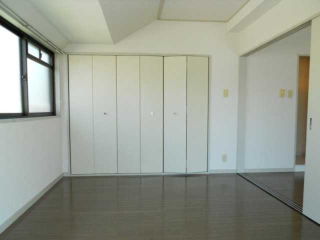 シャトー柴原の内装