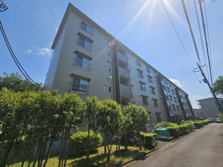 【外観】 | 【当社専任・内装リフォーム中】西小中台団地11号棟101