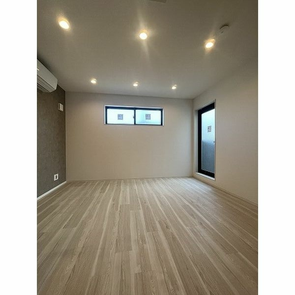 Neo港楽の居間・リビング|使いやすい居間です