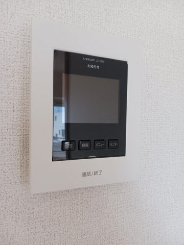 ビサイド・スリーの設備