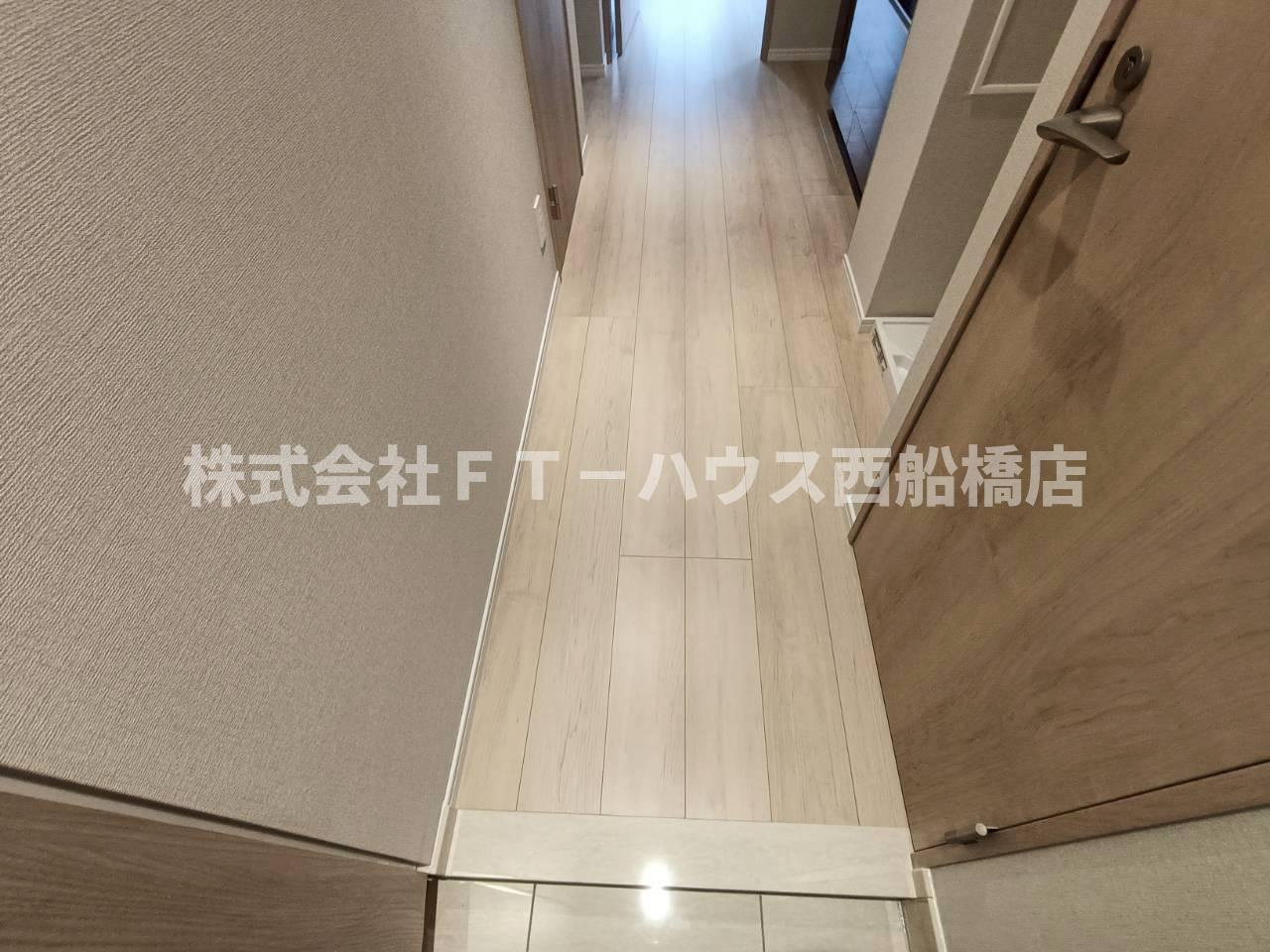 Alivis原木中山の内装