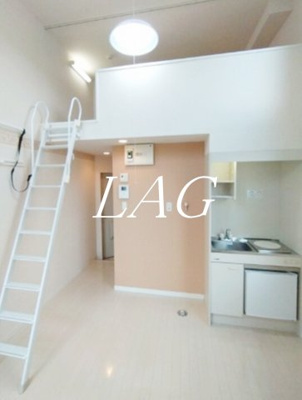 【居間・リビング】 | ユナイト登戸セサール・ロメロ | 洋室のお部屋です。