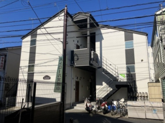 川崎市多摩区枡形３丁目のアパートの外観