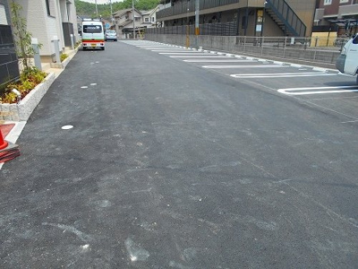【駐車場】 | ヌォーヴォ・ドラーゴⅠ | カースペースがあります