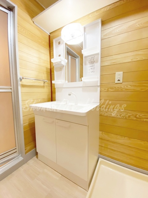 藤沢市本鵠沼５丁目の賃貸マンションの洗面所