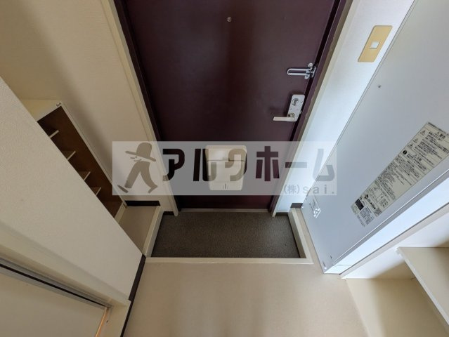 ソフィアコートの玄関