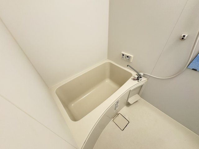 メゾン88の浴室