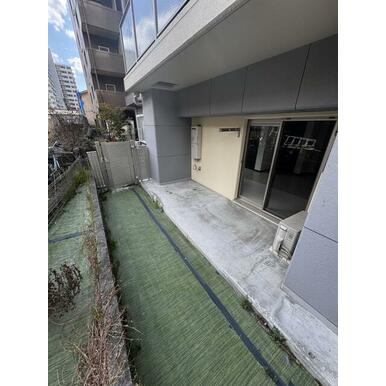 グランドエステート新町 のバルコニー