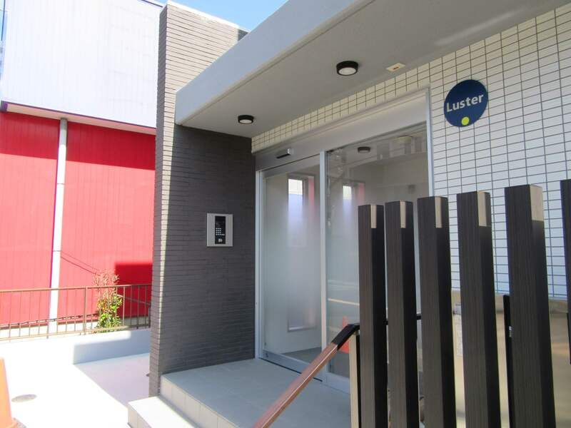 西東京市住吉町６丁目の賃貸マンションのエントランス