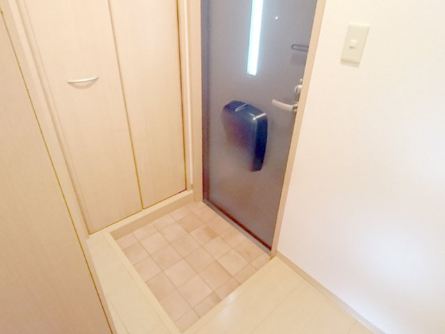セジュール石原坂の玄関