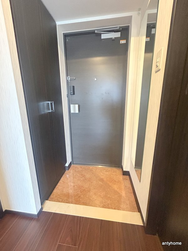 プレジオ塚本ASIAN　仲介手数料無料の玄関