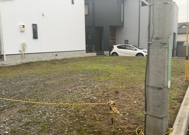 【外観】 | 物件の詳細については、現地を見てわかること以外に、役所や法務局などで調べないとわからないことがあります。そのため、現地に行く場合は、もしこの物件を買ったらどのような生活ができるかをイメージしましょう。