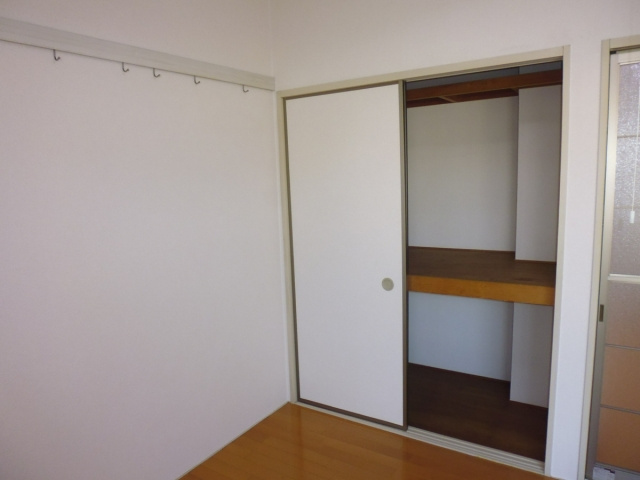 フレグランス西脇Aの収納