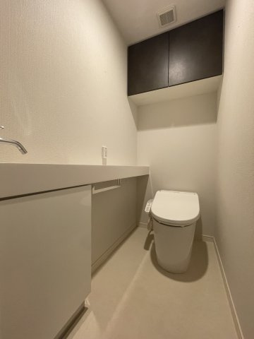 シーズンフラッツ渡辺通のトイレ