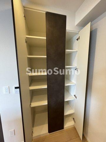 シーズンフラッツ渡辺通の収納