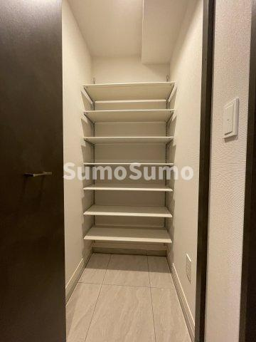 シーズンフラッツ渡辺通の収納