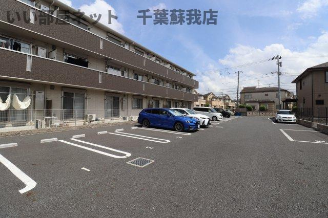 グラナートの駐車場|駐車場です