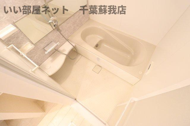 グラナートの浴室|落ち着いた空間のお風呂です