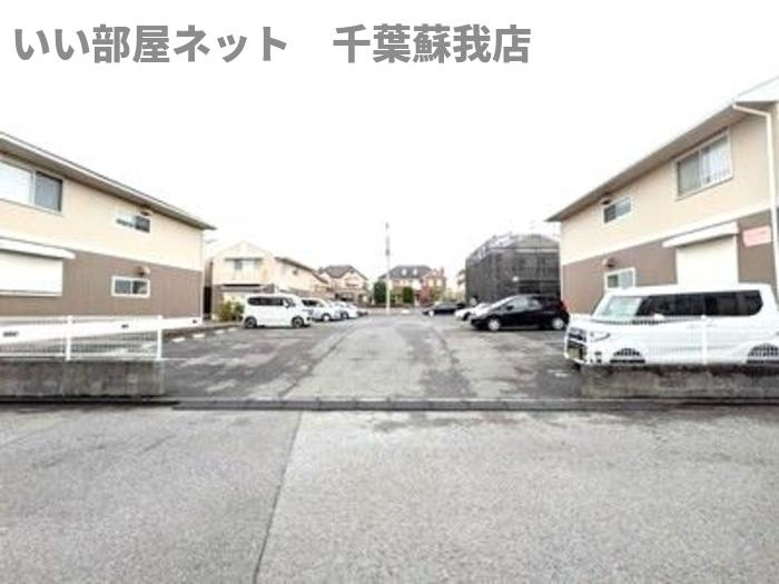 ヴェルメゾンおゆみ野　Ｅの駐車場|駐車場です