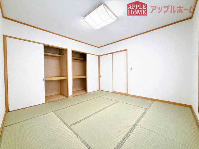 [中古住宅] 熊谷市新堀の和室|２階和室にも収納あり！たっぷりある収納活用でお部屋もキレイを保てます♪