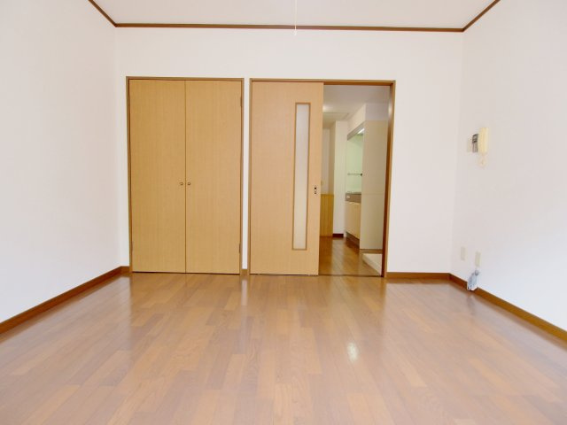 広島市安芸区中野東６丁目の賃貸マンションの居間・リビング