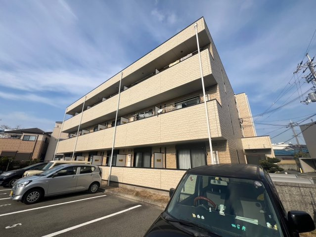 豊中市春日町２丁目の賃貸マンション