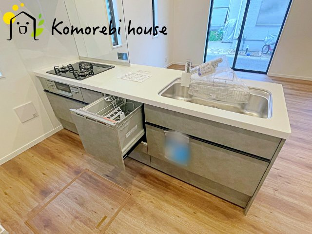 大宮南中野　新築一戸建て　ルシェール　Cのキッチン|26.8.28　撮影済み