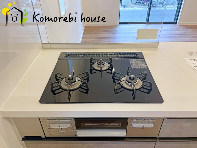 大宮南中野　新築一戸建て　ルシェール　Cのキッチン|26.8.28　撮影済み