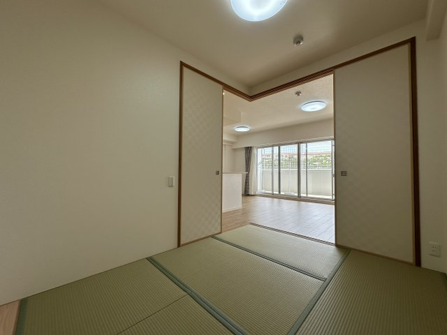 ワコーレ舞子海岸通の和室