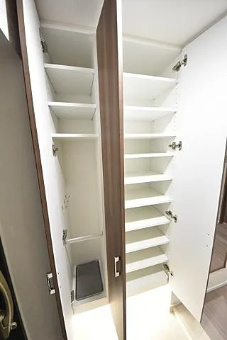 リーガル神戸三宮2の収納