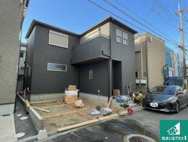 枚方市伊加賀寿町　新築一戸建ての外観|現在建築中！落ち着いた街並みで新生活を始めることが出来そう！周辺の物件も併せてご紹介させて頂きます！
