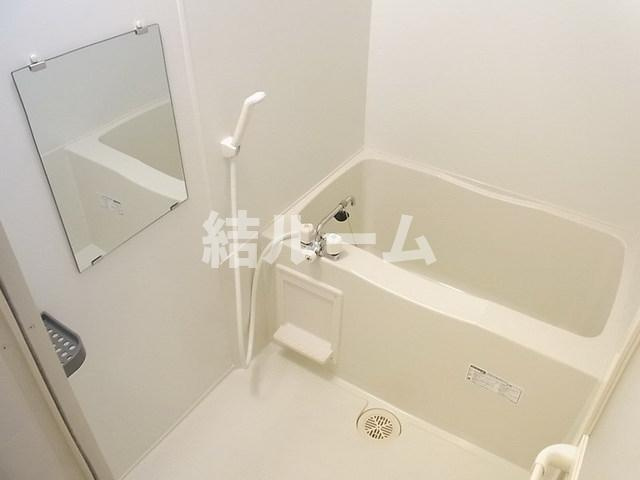 豊島区千早３丁目のアパートの浴室