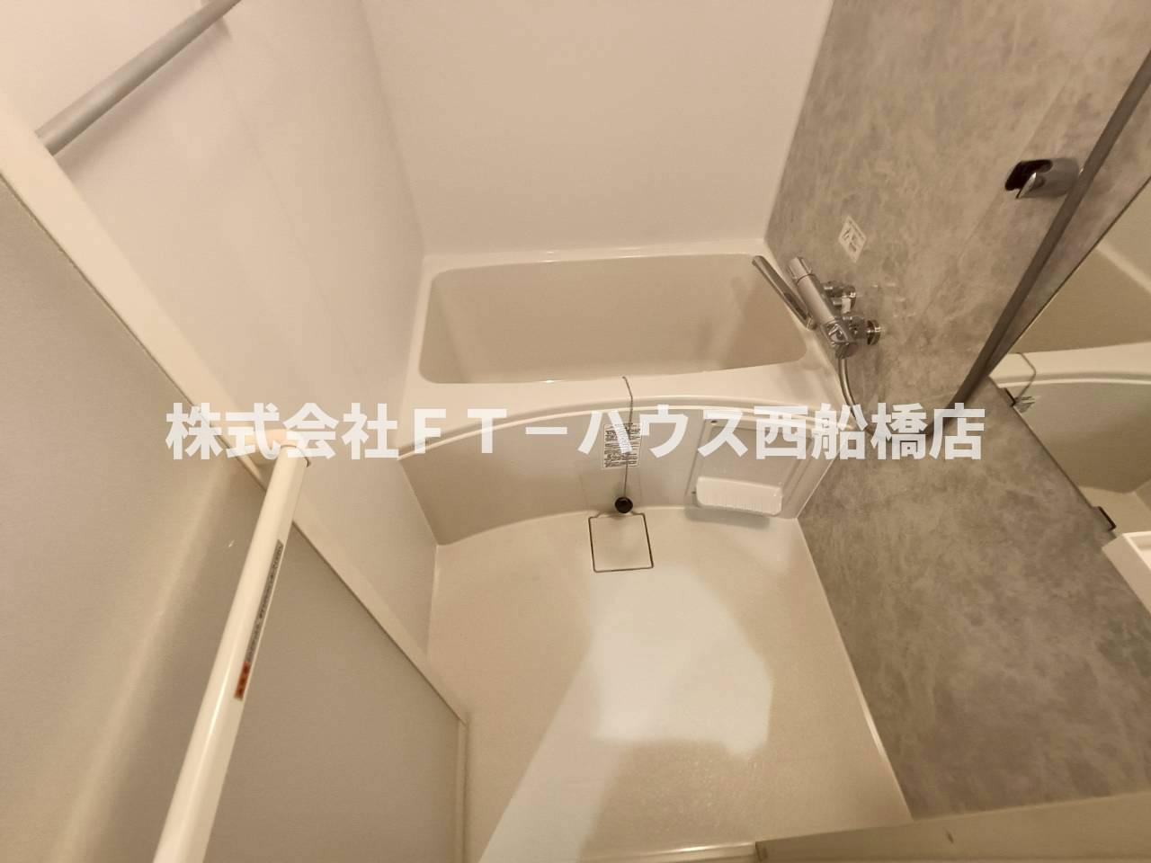 Alivis原木中山の浴室