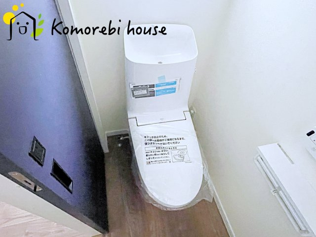大宮南中野　新築一戸建て　ルシェール　Eのトイレ|コンパクトで使いやすいトイレです