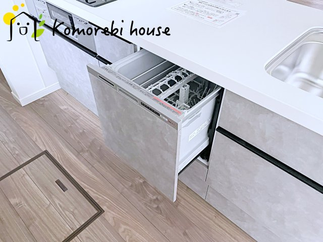 大宮南中野　新築一戸建て　ルシェール　Eのキッチン|コンパクトなキッチンで掃除もラクラク