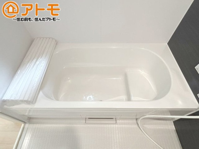 【浴室】 | 沼津市西熊堂第3　新築一戸建て　1号棟 | お風呂で日々の疲れを落としましょう♪スタイリッシュなお風呂になっています！