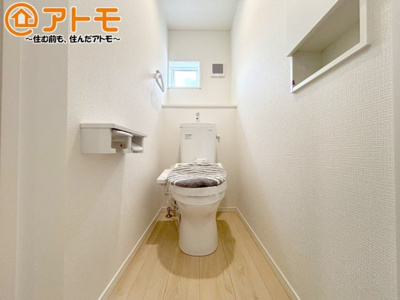 【トイレ】 | 沼津市西熊堂第3　新築一戸建て　1号棟 | 清潔感のあるトイレです！